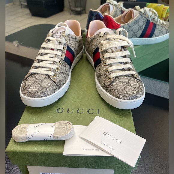 Authentic Gucci Sneakers - Picture 3 of 7